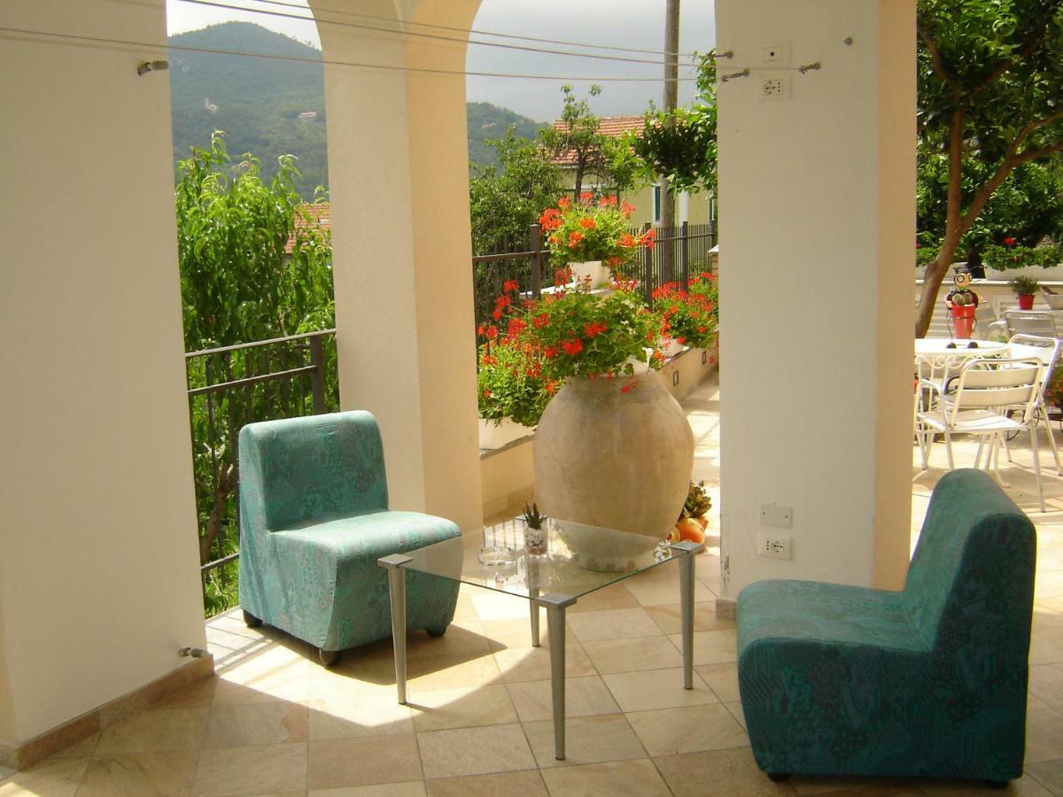 La Dolce Vita B&B Noli Luaran gambar